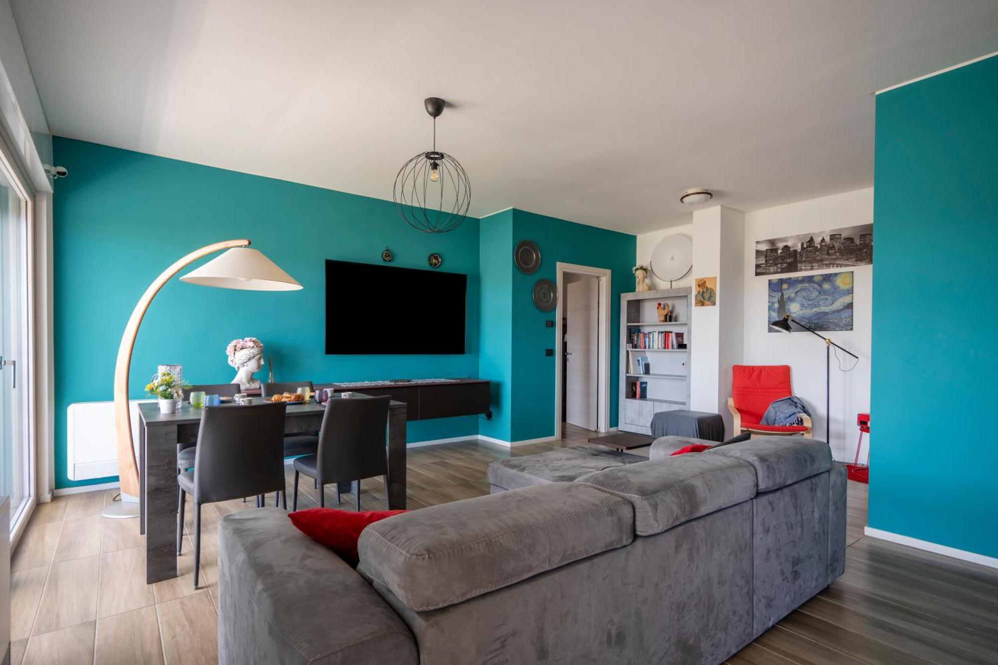 Kind Park - Sleek Apartment With Terrace & Parking Бари Екстериор снимка